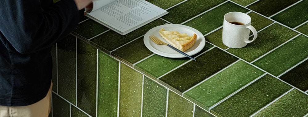 伝統釉　－日本古来の伝統釉薬で表現する新しいインテリアデザイン