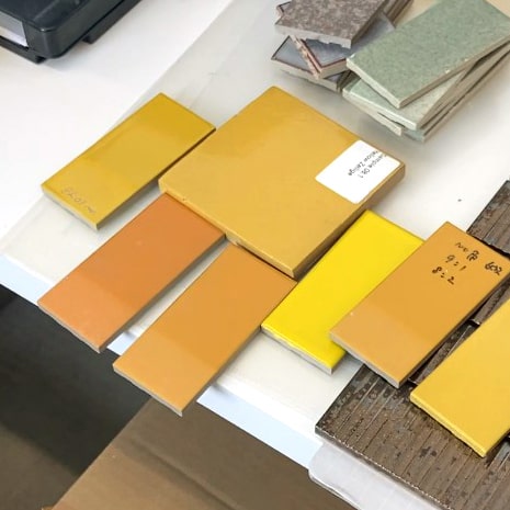 黄色タイルの試作