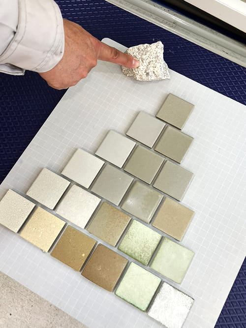 三角座標と材料となる原石